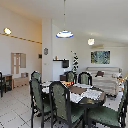 Apartmán Larisa Pula